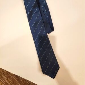 Vintage Tommy Hilfiger Men's Neck Tie 100% Silk NWT